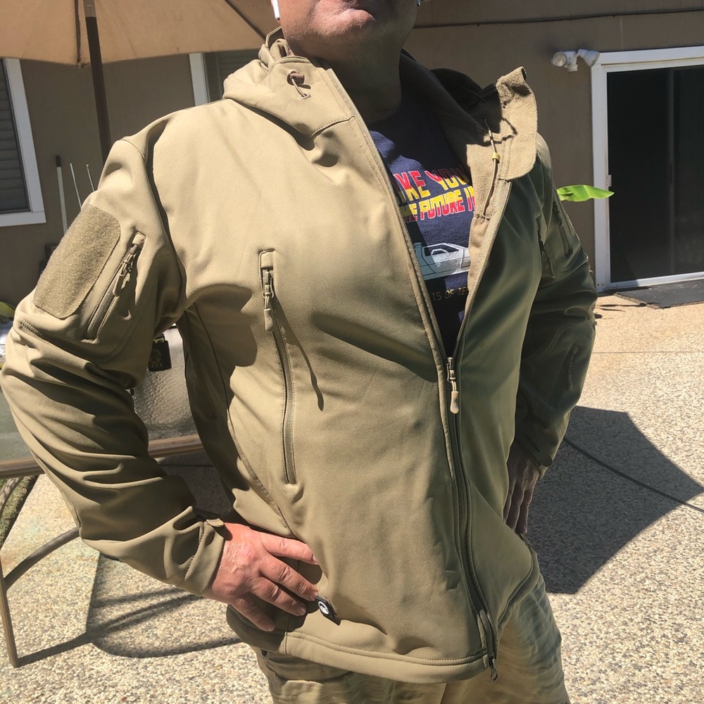 Men’s Military Softshell Tactical Jacket Hooded